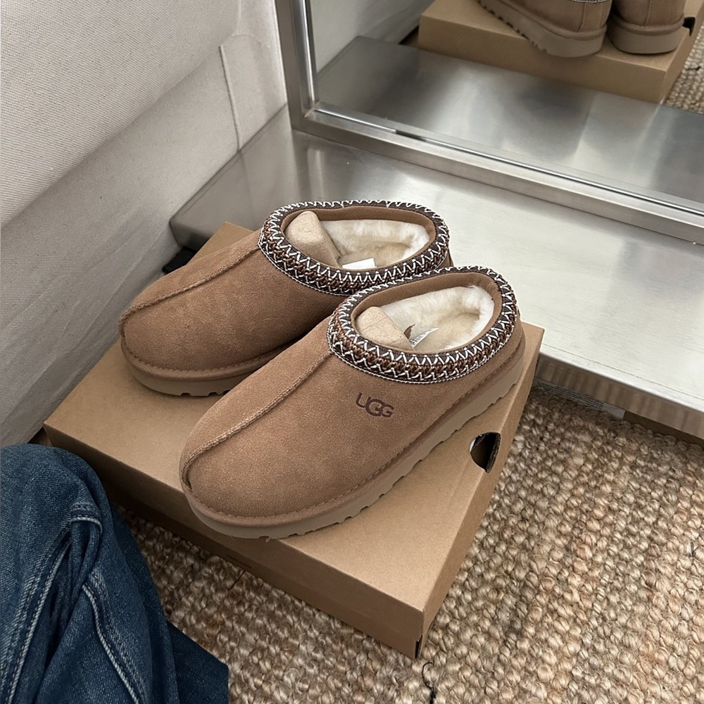UGG Women's Brown Platform Slippers